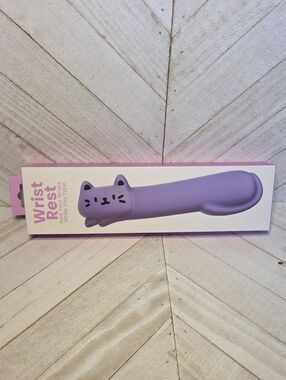 NWT Kitty Cat Wrist Rest